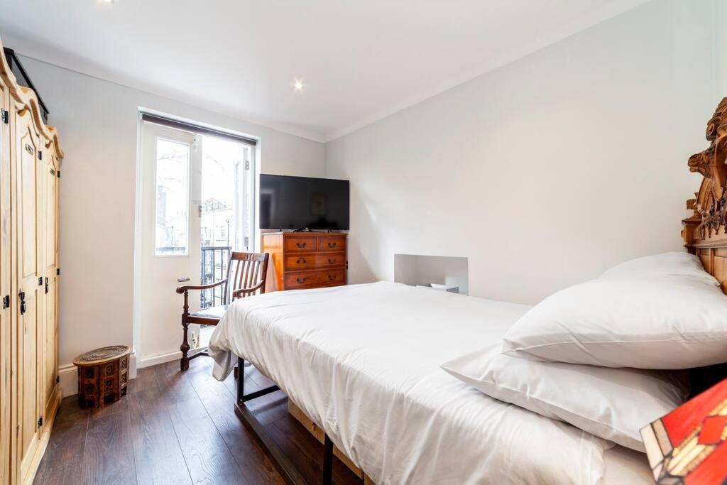 Outstanding Antique 1Br Flat In Soho Leilighet London Eksteriør bilde